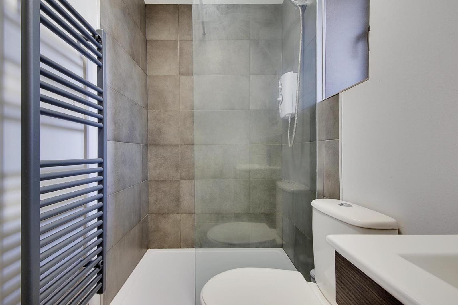 Ashley Road Apartments Пул Экстерьер фото